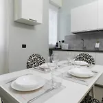 Italianway - Martinetti 21 * Milan